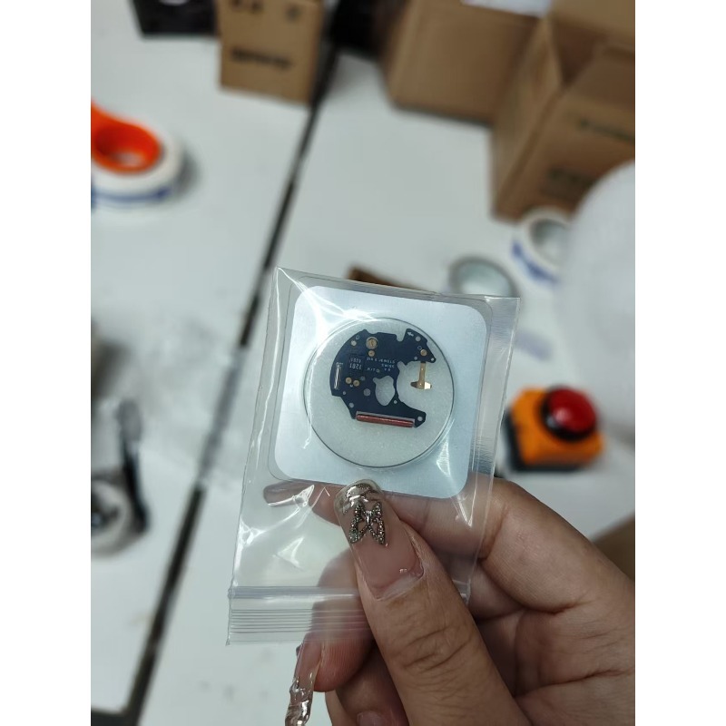 ETA 255 Series V8 3-Hand Circu - đánh giá và giá Proto Board